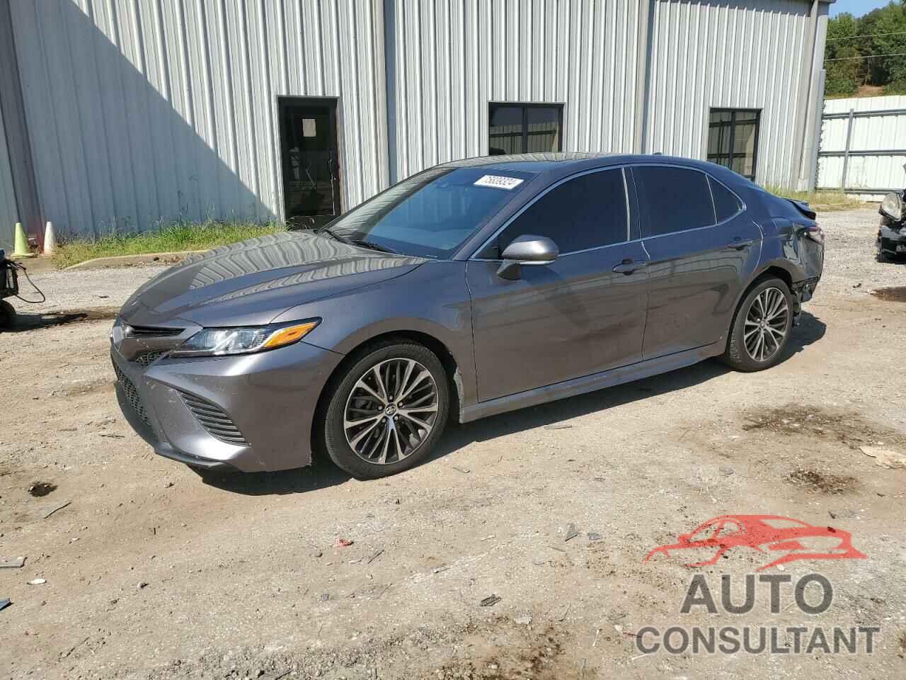 TOYOTA CAMRY 2018 - 4T1B11HK5JU507421