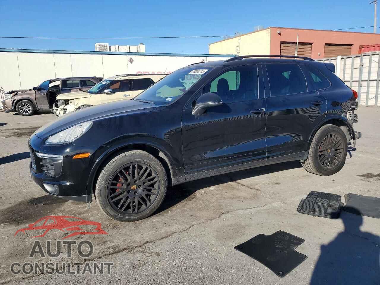 PORSCHE CAYENNE 2017 - WP1AA2A2XHKA84680