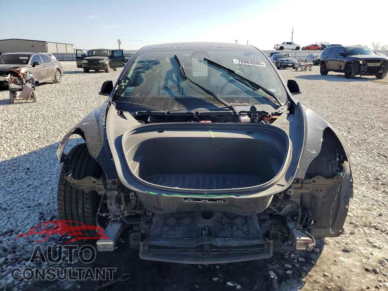 TESLA MODEL 3 2021 - 5YJ3E1EB3MF918377
