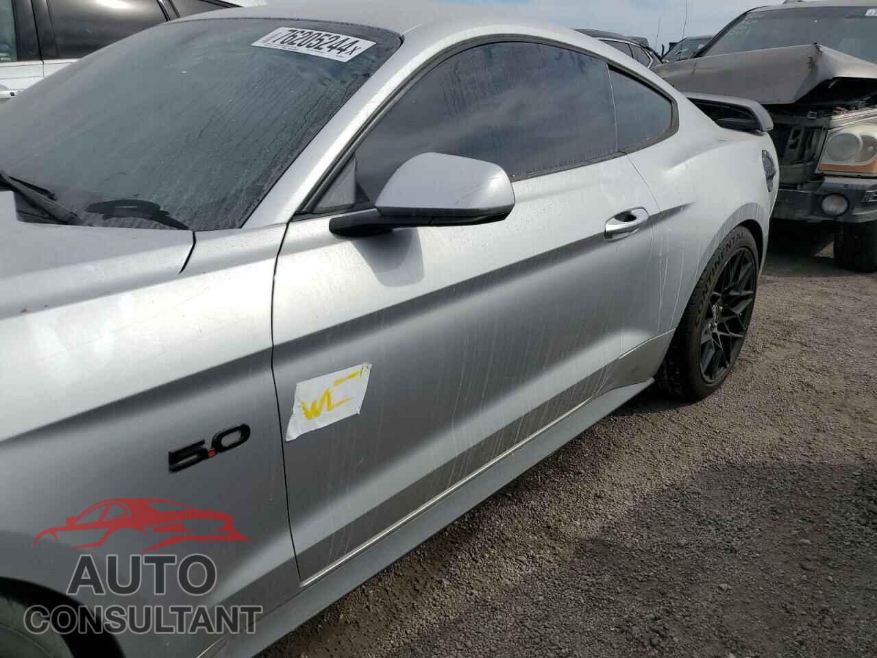 FORD MUSTANG 2017 - 1FA6P8CF8H5202416