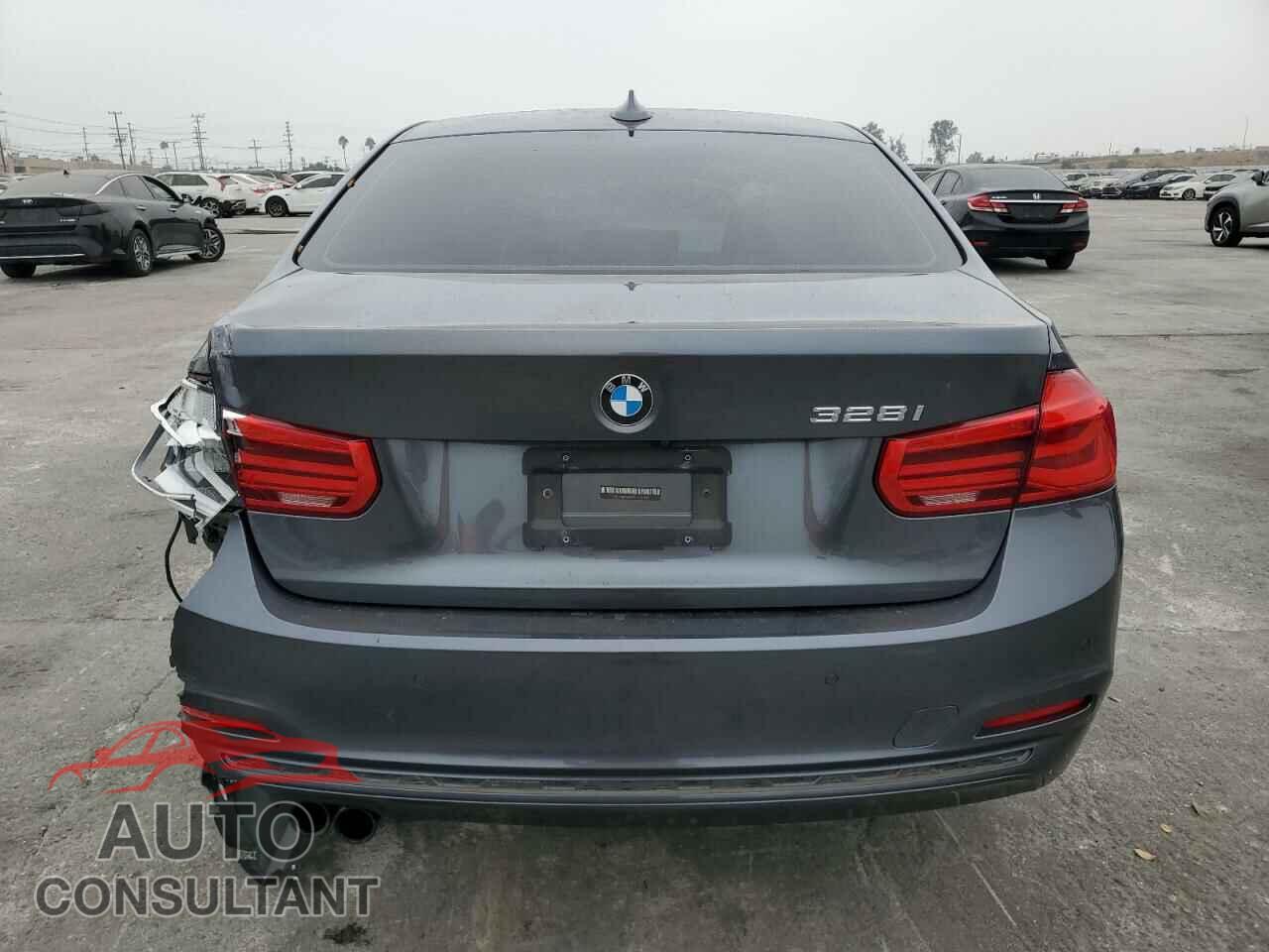 BMW 3 SERIES 2016 - WBA8E9G52GNU29628