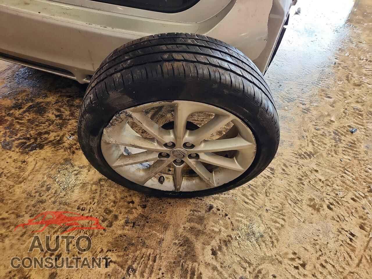 LEXUS CT 200 2013 - JTHKD5BH4D2171114