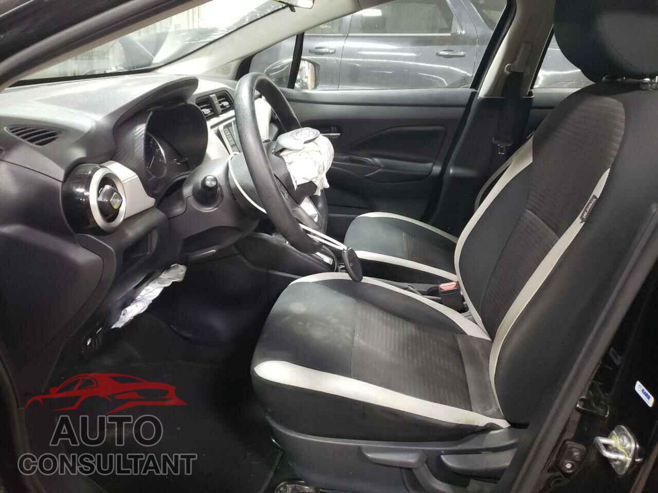 NISSAN VERSA 2020 - 3N1CN8EV1LL867984