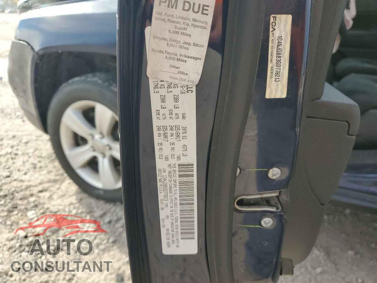 JEEP COMPASS 2016 - 1C4NJDBB3GD779213