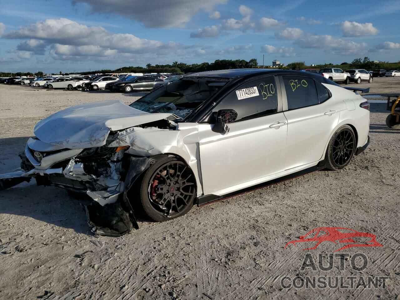TOYOTA CAMRY 2023 - 4T1KZ1AK2PU087581
