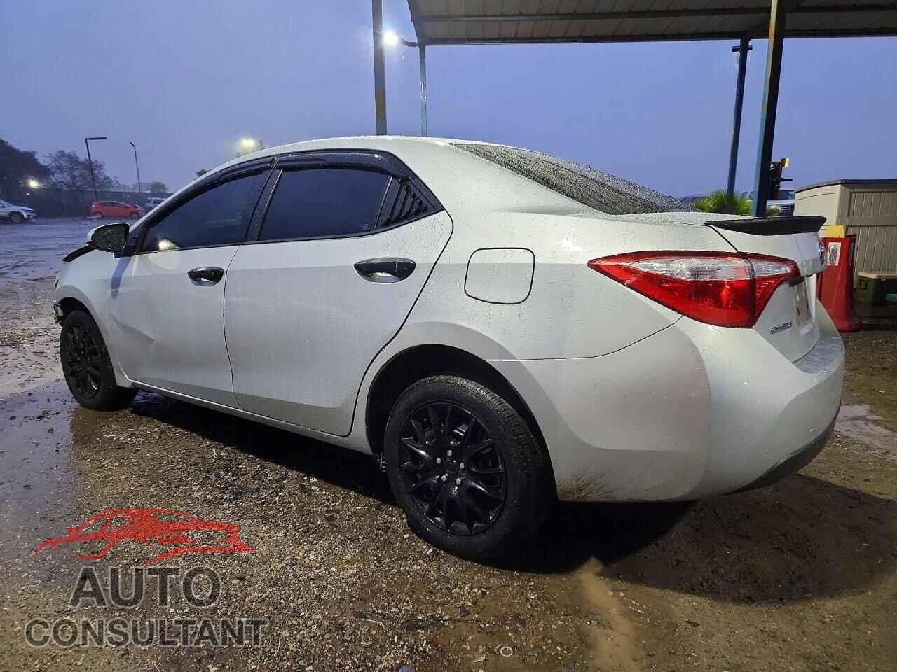 TOYOTA COROLLA 2015 - 5YFBURHE2FP294808