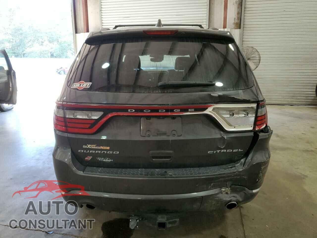 DODGE DURANGO 2018 - 1C4SDJET3JC102270