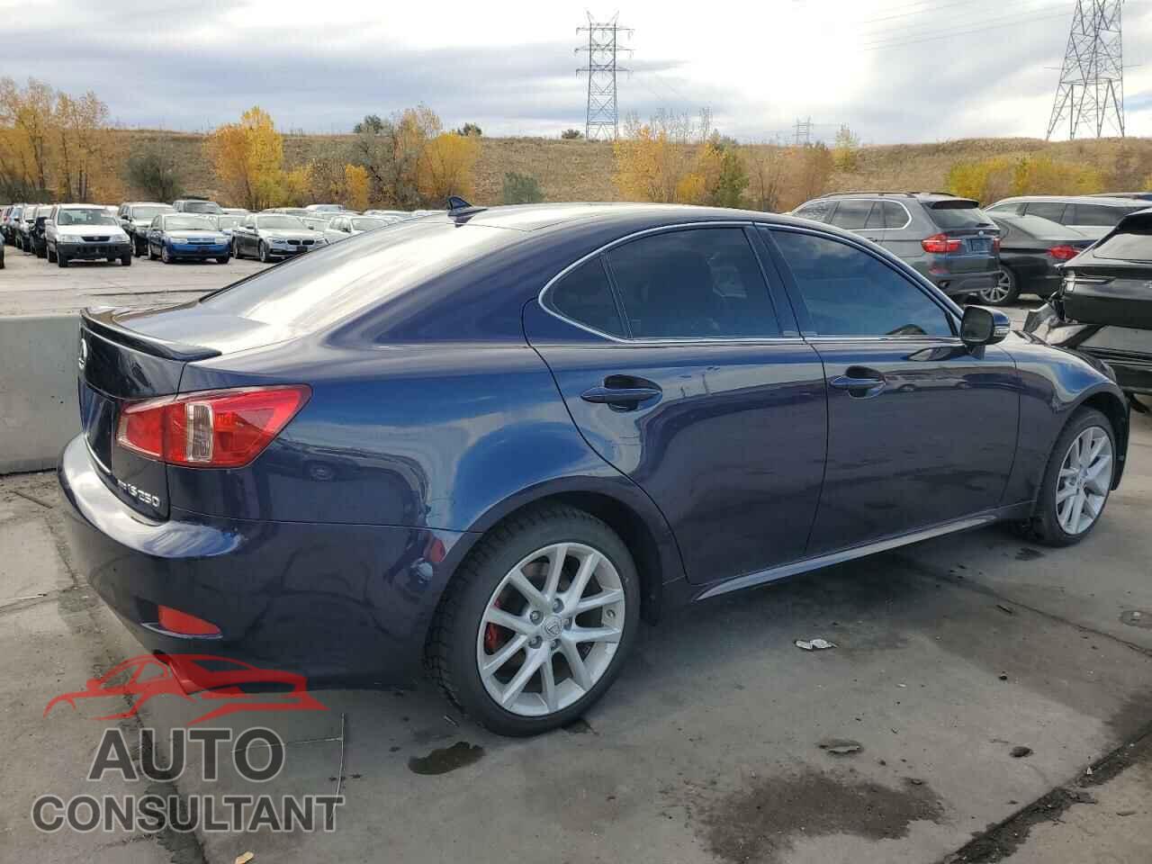 LEXUS IS 2011 - JTHCF5C23B5052412