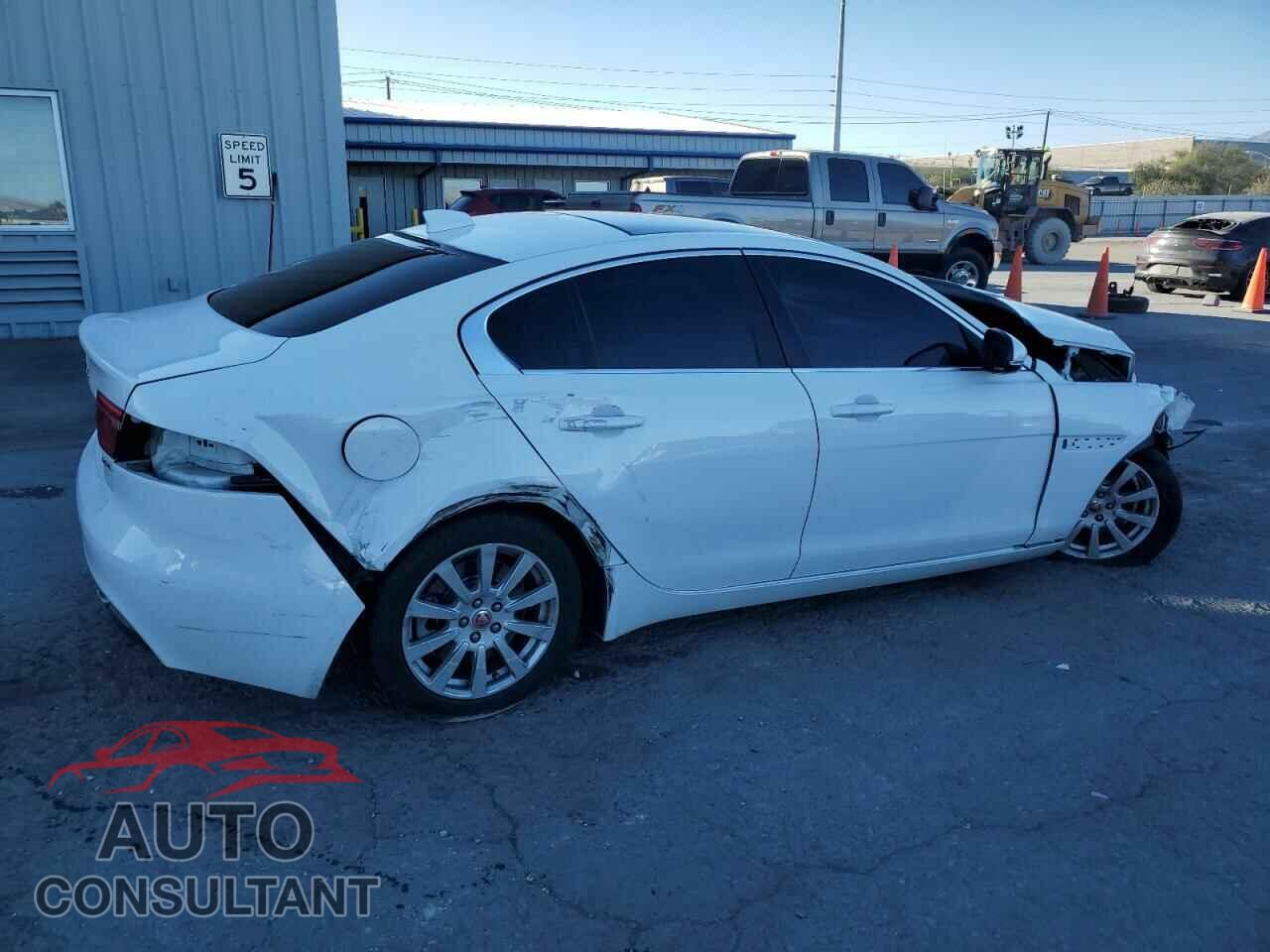 JAGUAR XE 2019 - SAJAR4FX2KCP48452