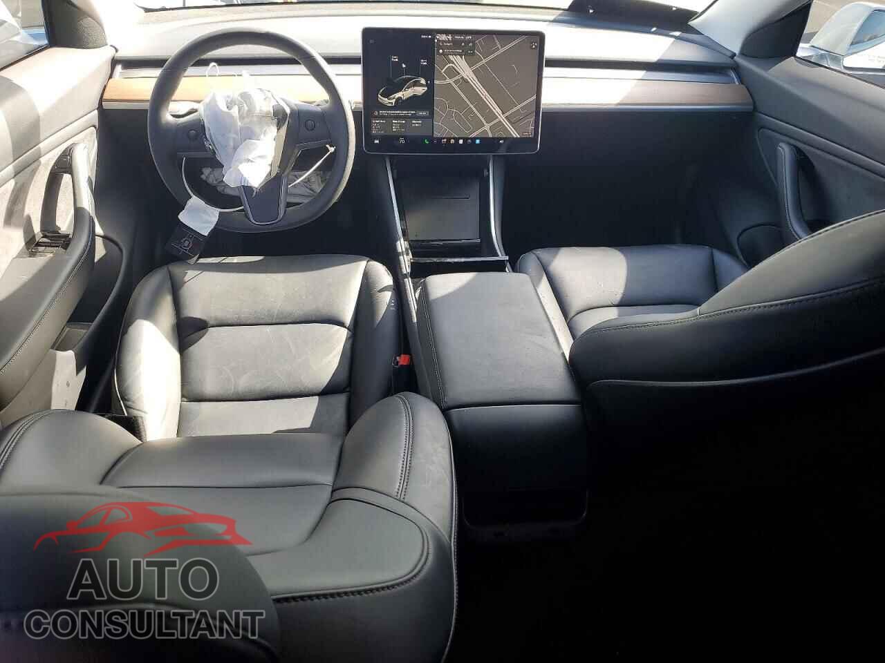 TESLA MODEL 3 2019 - 5YJ3E1EA7KF484632