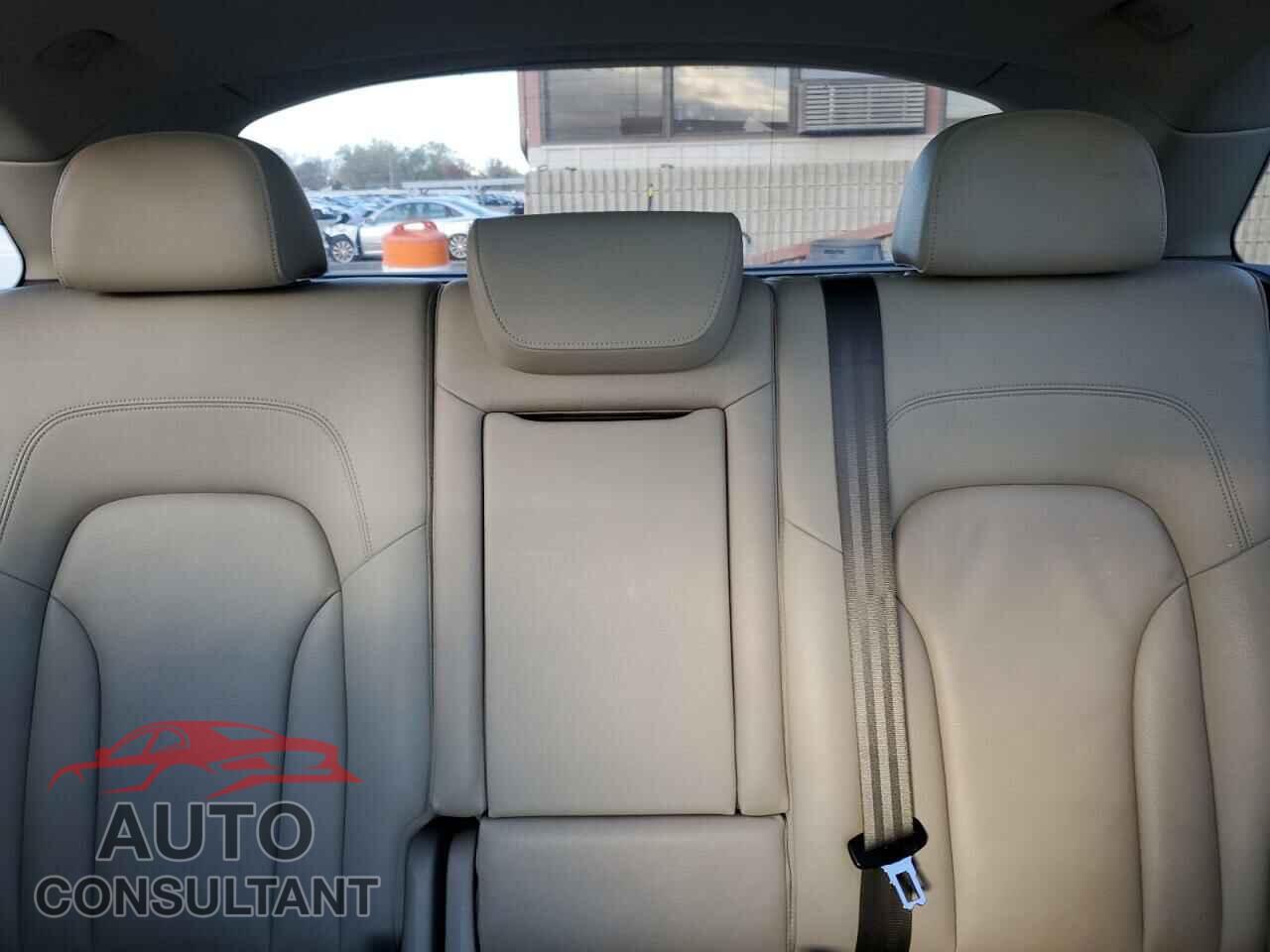 AUDI Q5 2012 - WA1DKBFP3CA107340