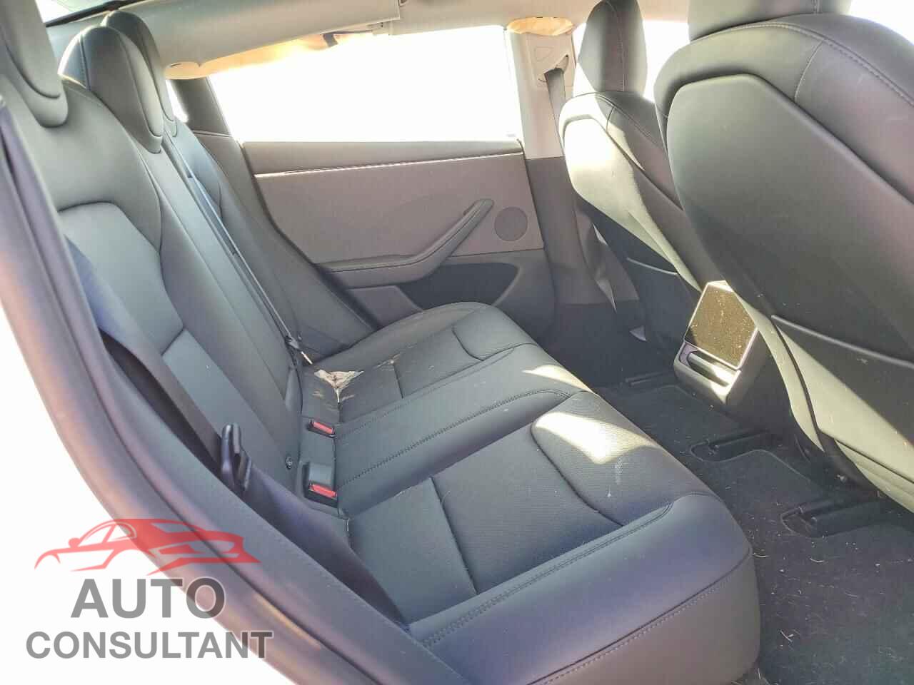TESLA MODEL 3 2024 - 5YJ3E1EA7RF830639