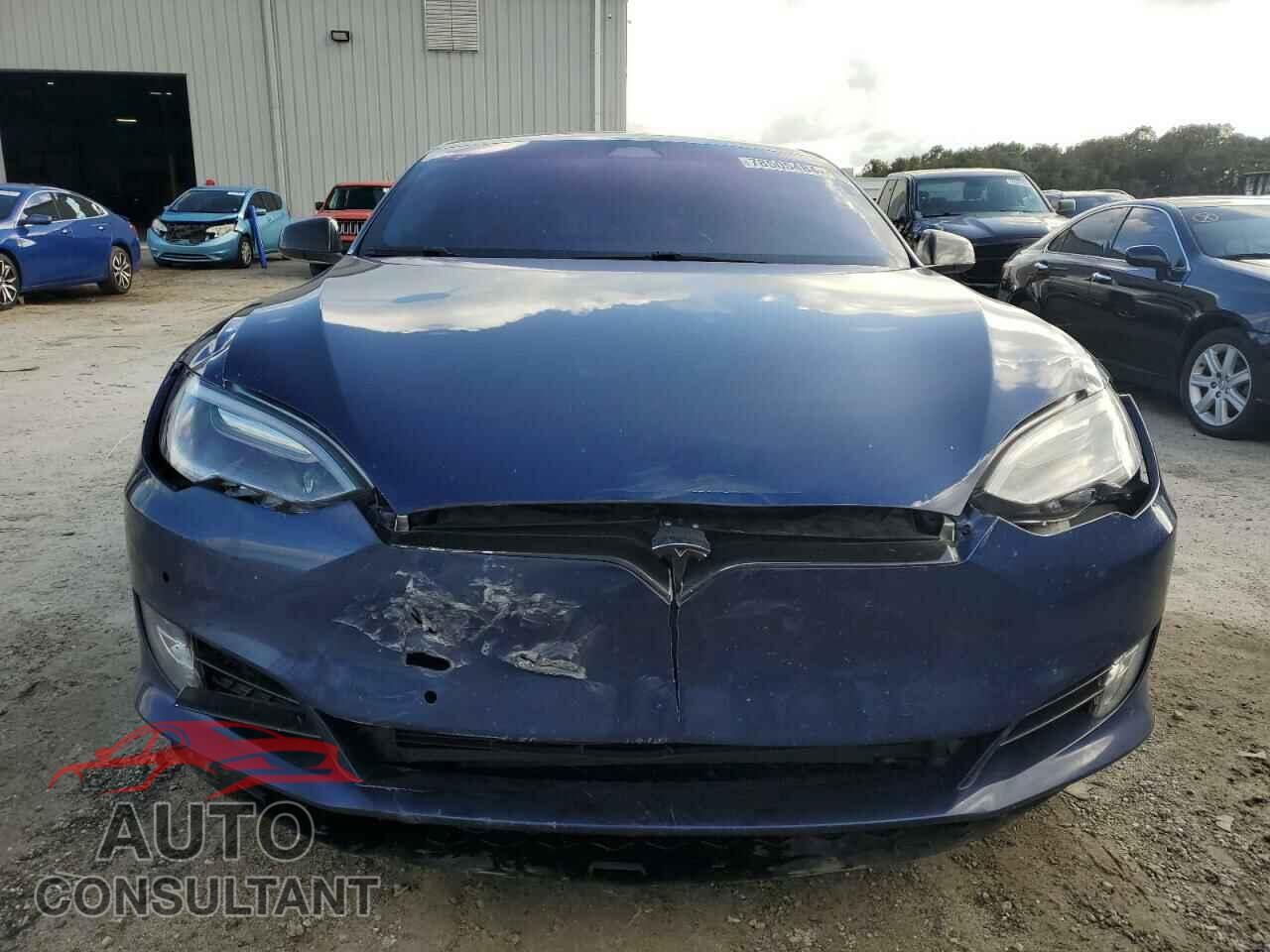 TESLA MODEL S 2017 - 5YJSA1E44HF200755