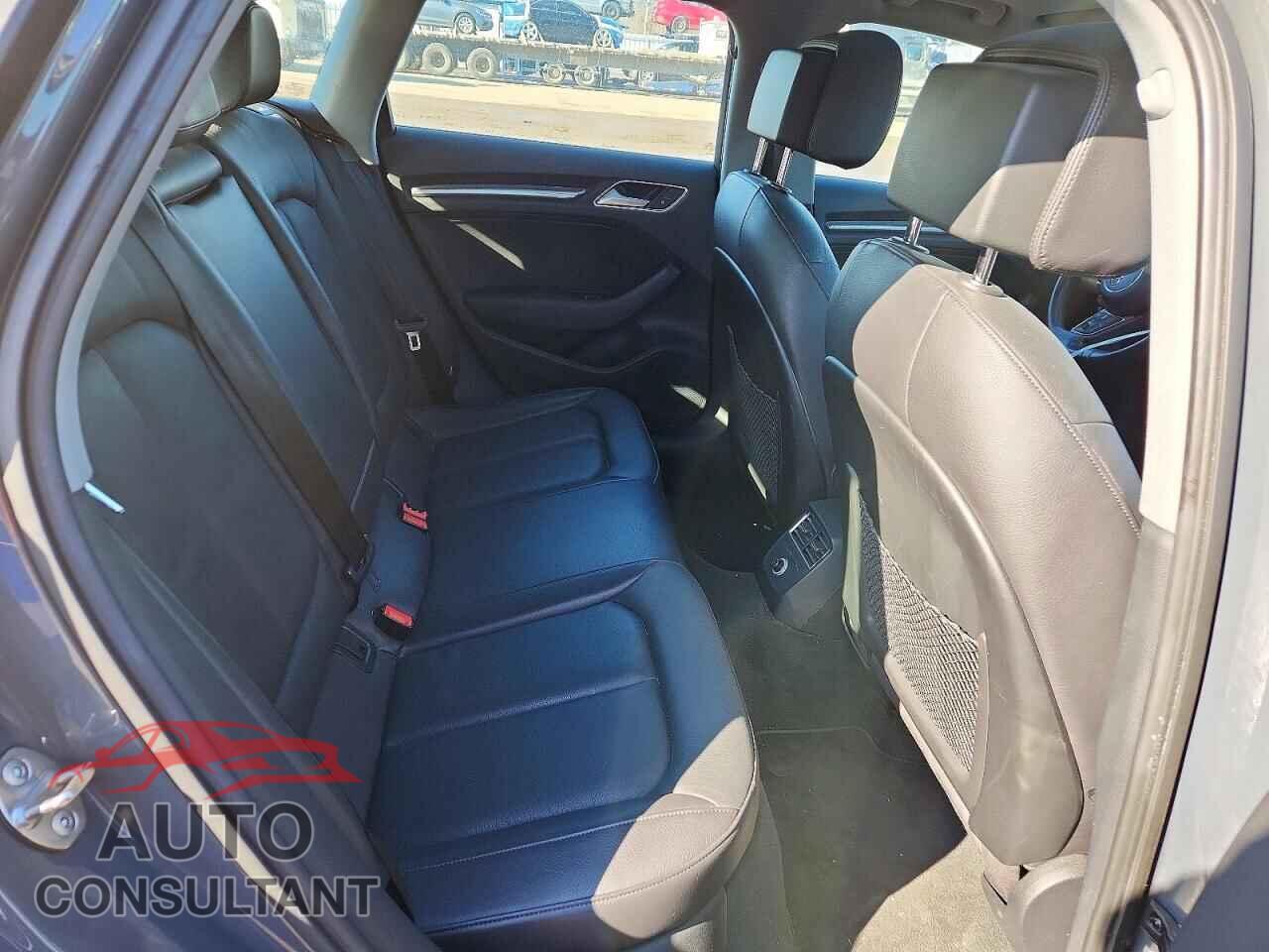 AUDI A3 2017 - WAUUPBFF0HA058181