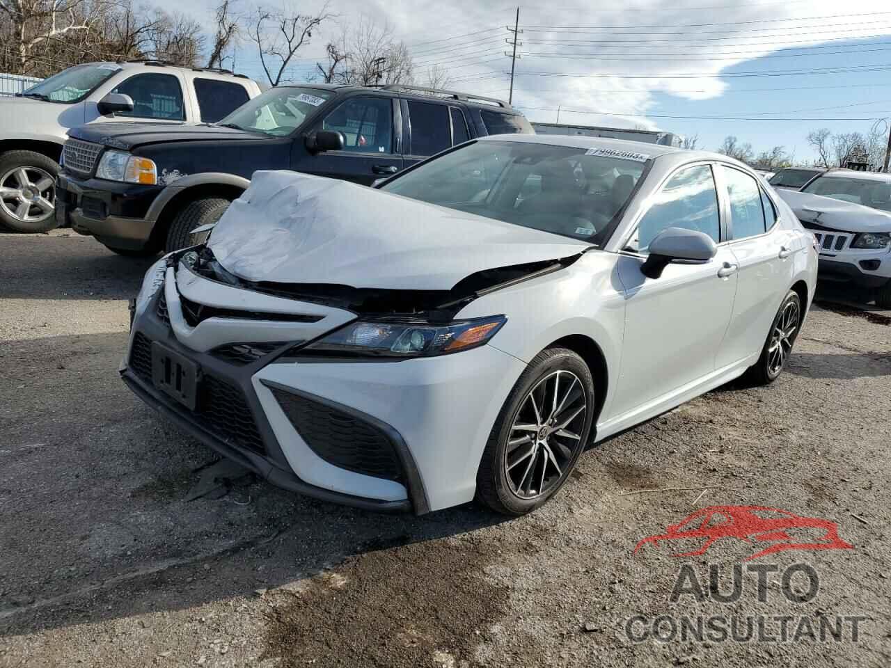 TOYOTA CAMRY 2022 - 4T1G11AKXNU022813