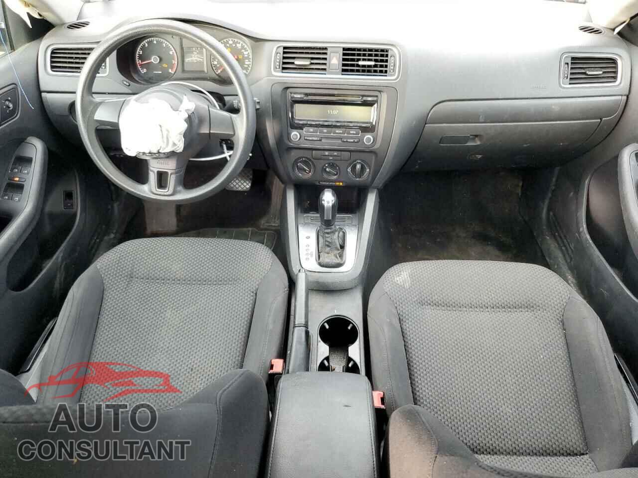 VOLKSWAGEN JETTA 2014 - 3VW2K7AJ5EM352480