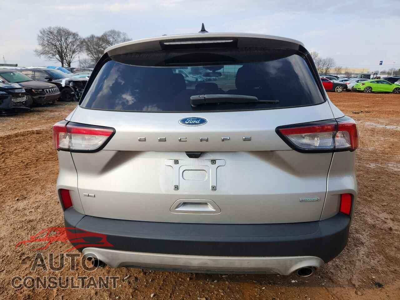 FORD ESCAPE 2020 - 1FMCU0G61LUA46568