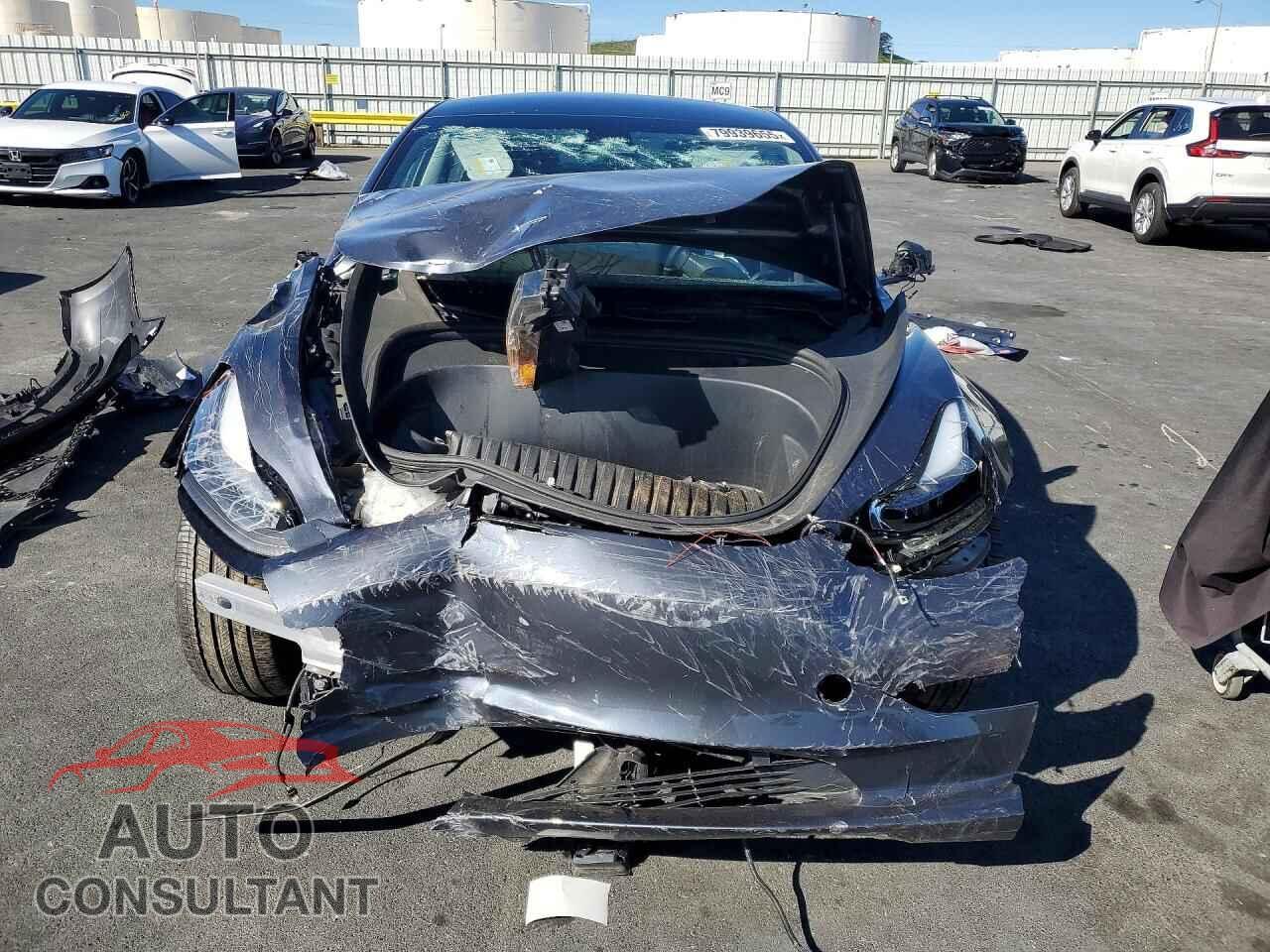 TESLA MODEL 3 2023 - 5YJ3E1EA0PF687904