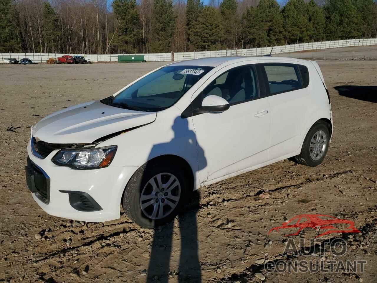 CHEVROLET SONIC 2017 - 1G1JG6SH2H4176115