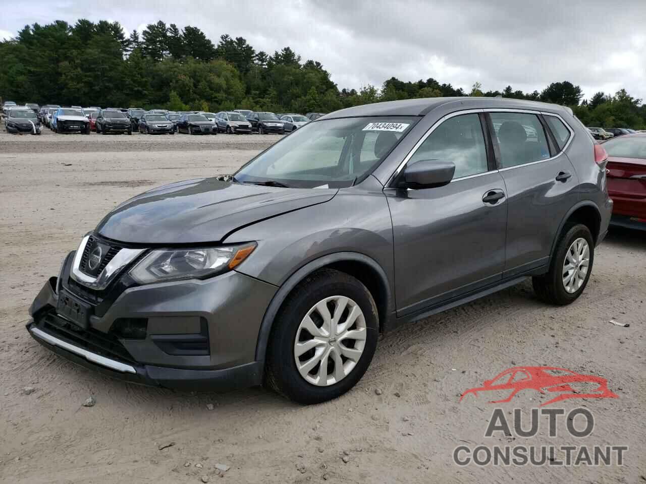 NISSAN ROGUE 2017 - KNMAT2MV8HP614102