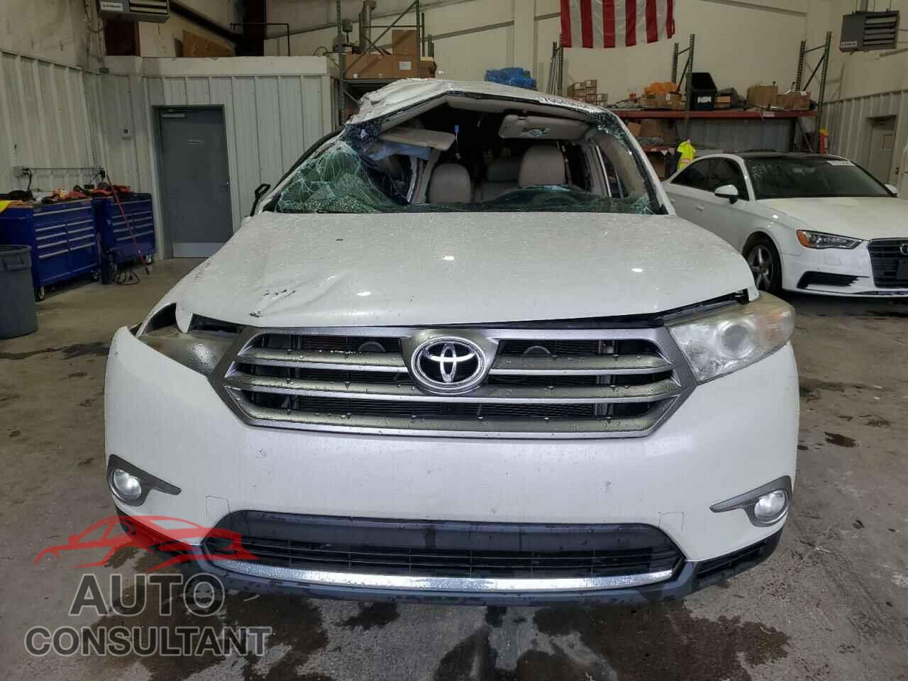 TOYOTA HIGHLANDER 2013 - 5TDZA3EH8DS046490