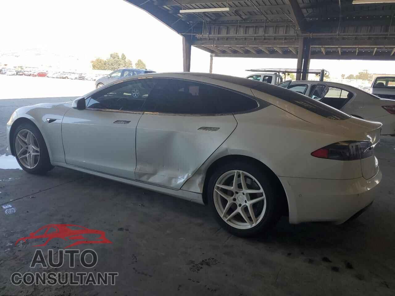 TESLA MODEL S 2018 - 5YJSA1E25JF281267
