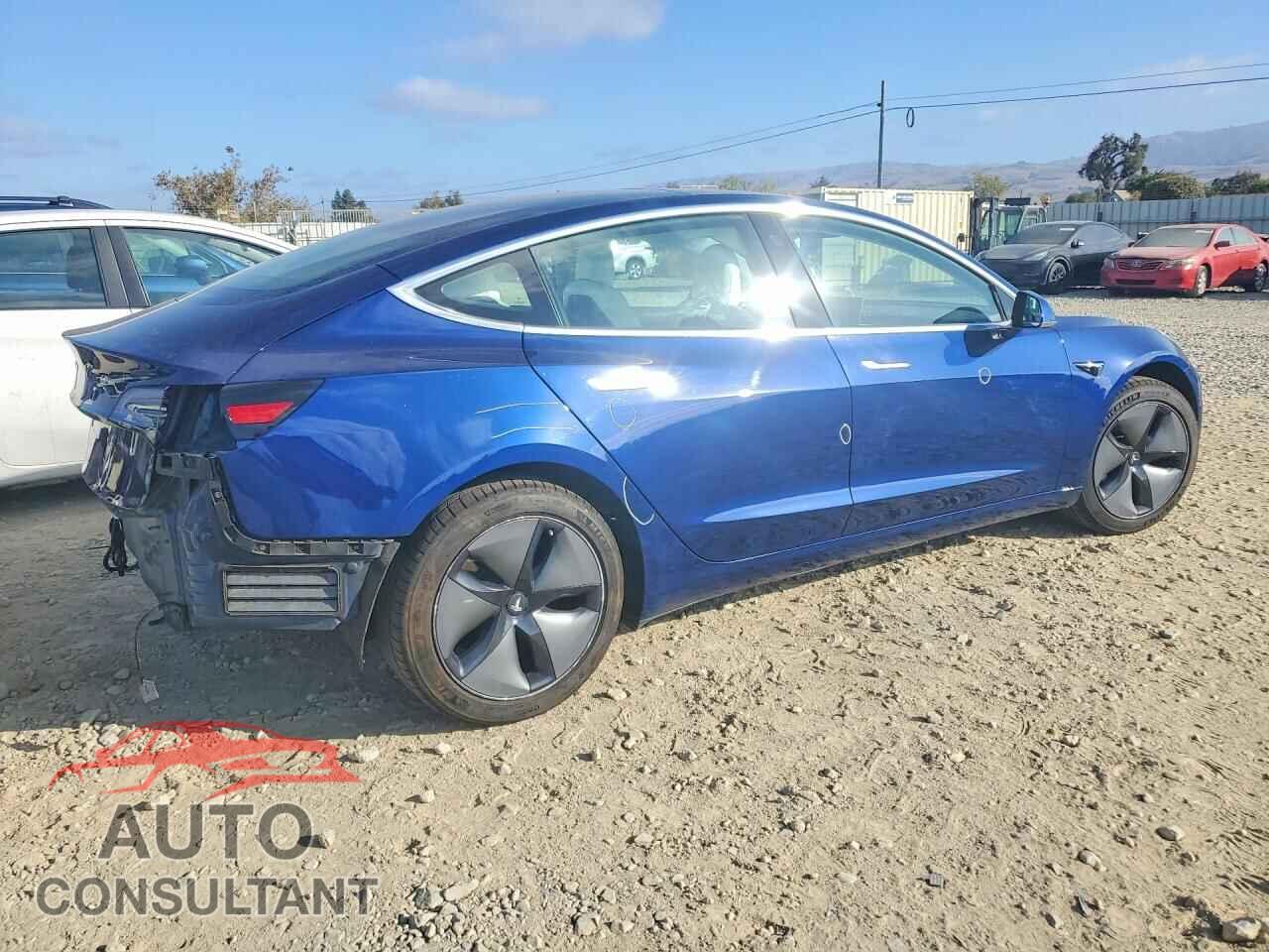 TESLA MODEL 3 2019 - 5YJ3E1EA3KF322707