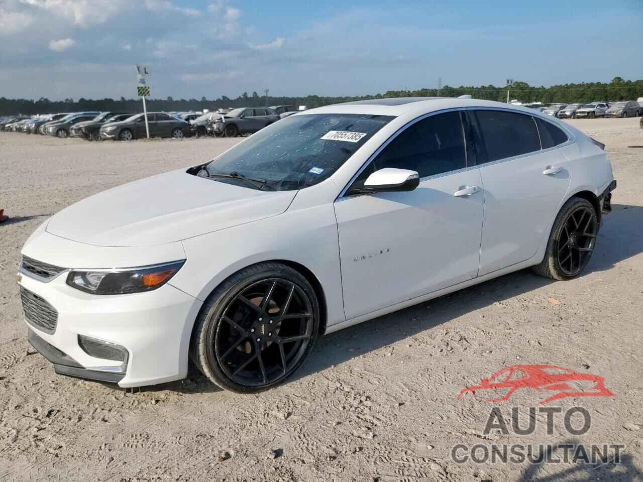 CHEVROLET MALIBU 2018 - 1G1ZD5ST1JF124589