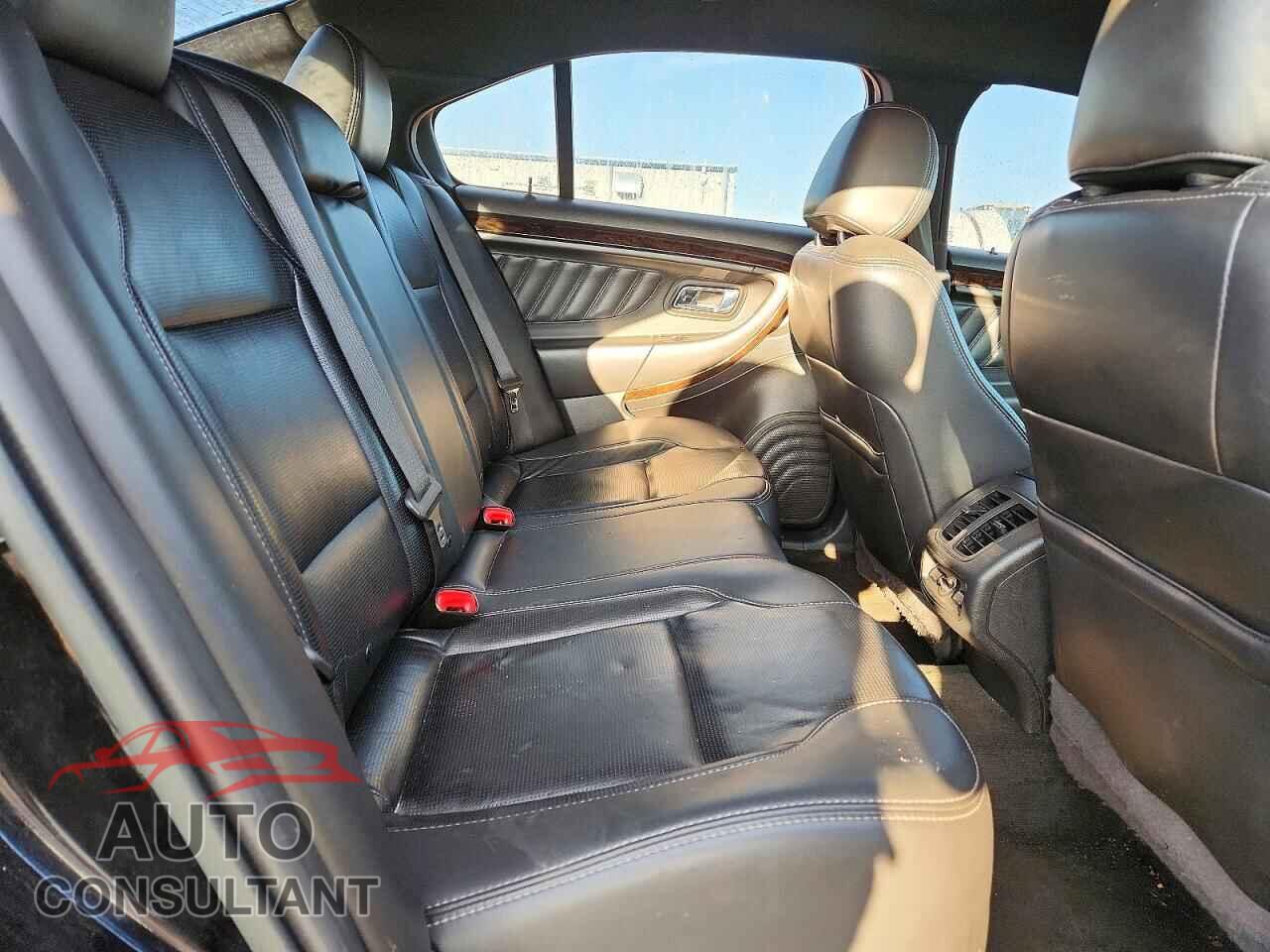 FORD TAURUS 2017 - 1FAHP2F87HG102377