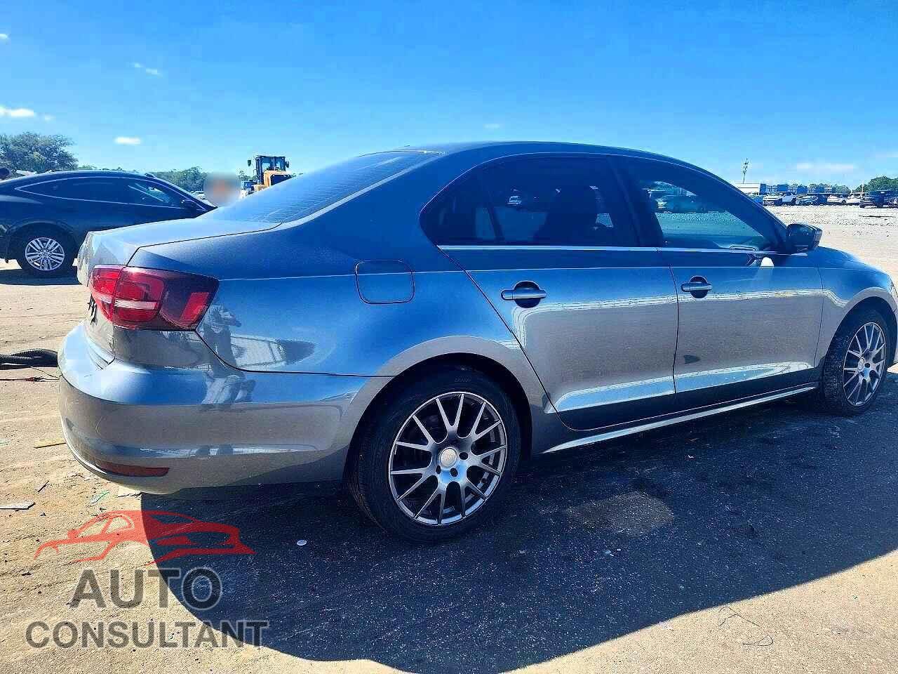 VOLKSWAGEN JETTA 2017 - 3VW2B7AJ5HM305843