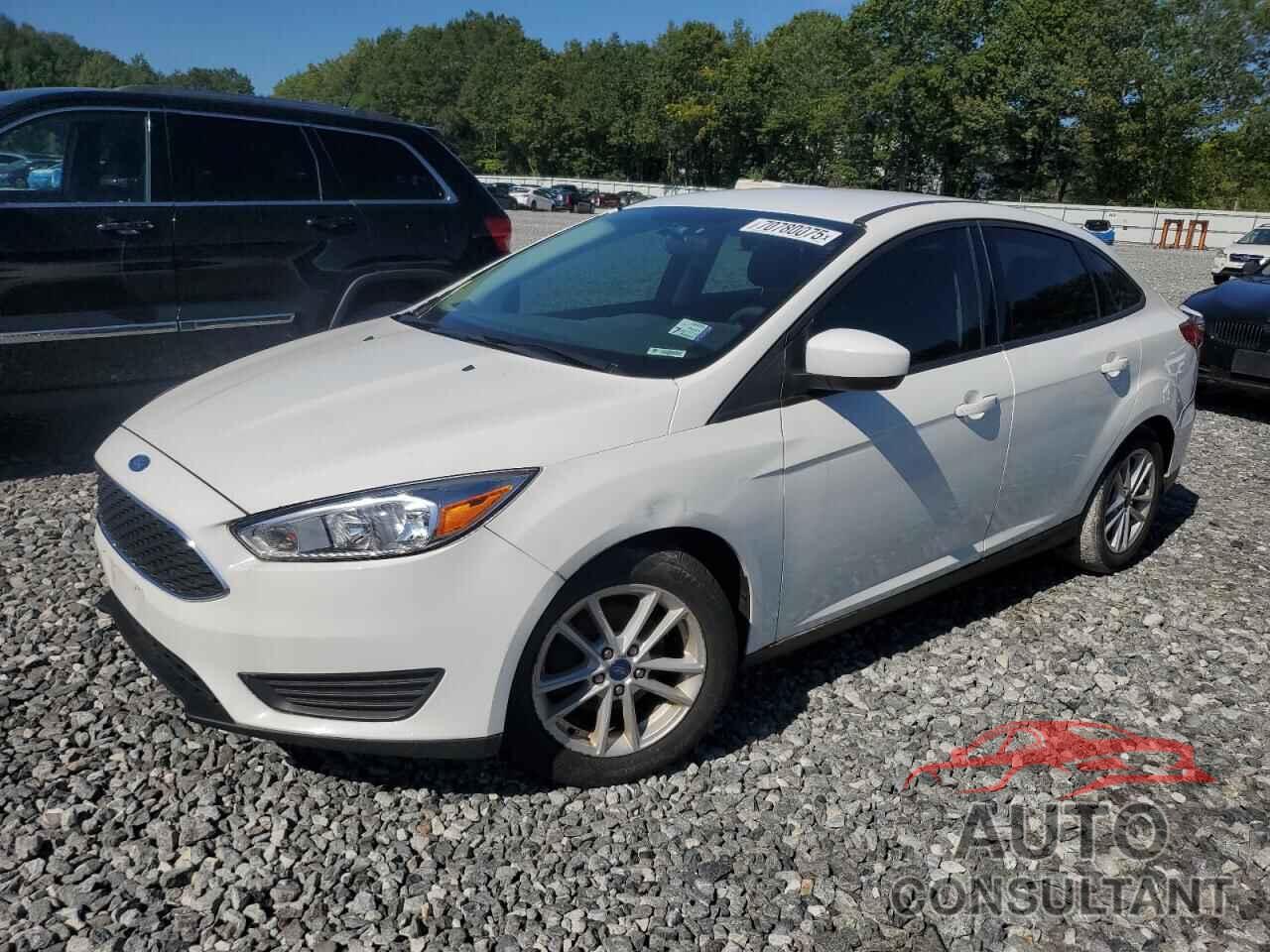 FORD FOCUS 2018 - 1FADP3FE7JL200087