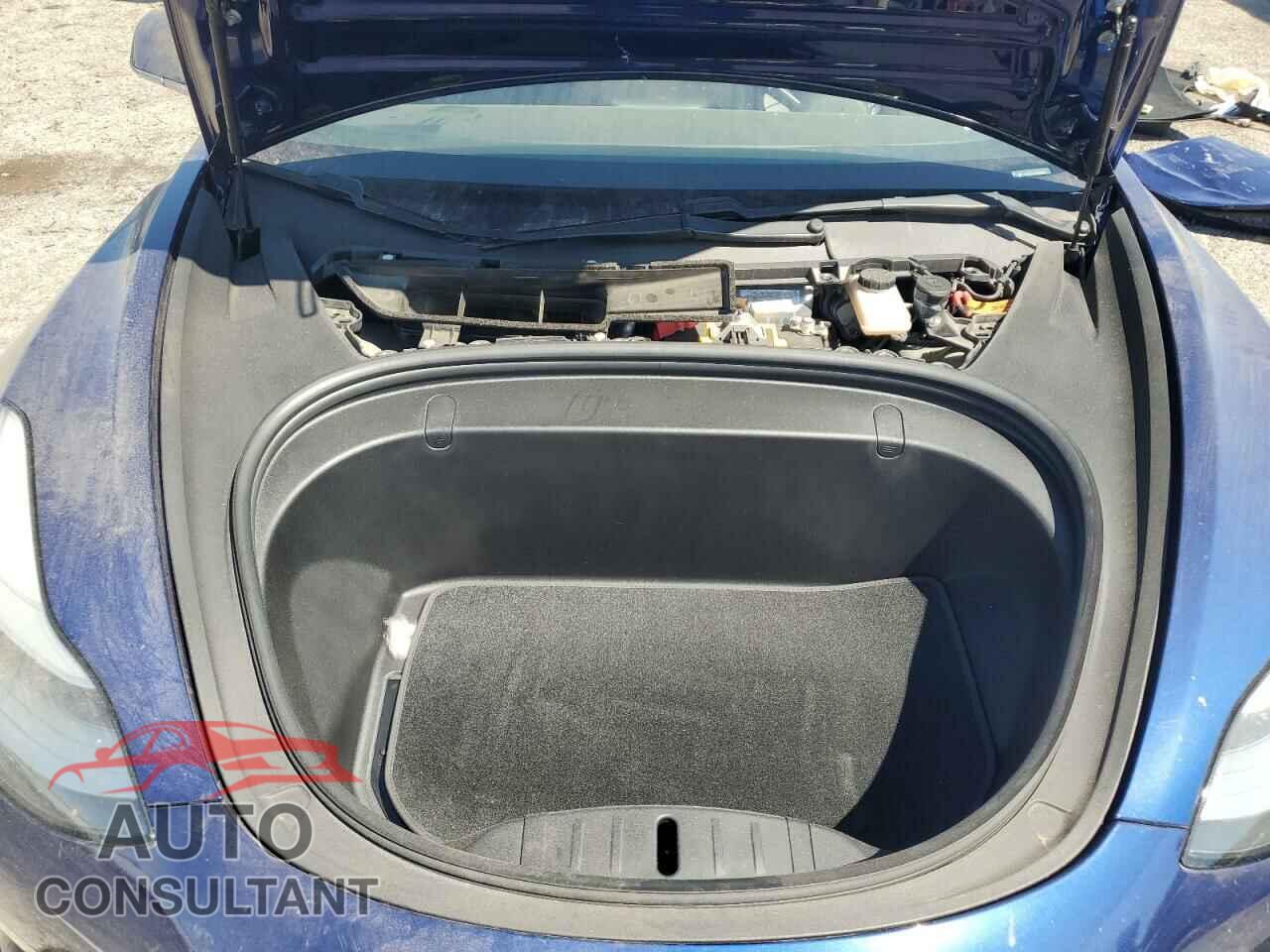 TESLA MODEL 3 2018 - 5YJ3E1EB4JF120370