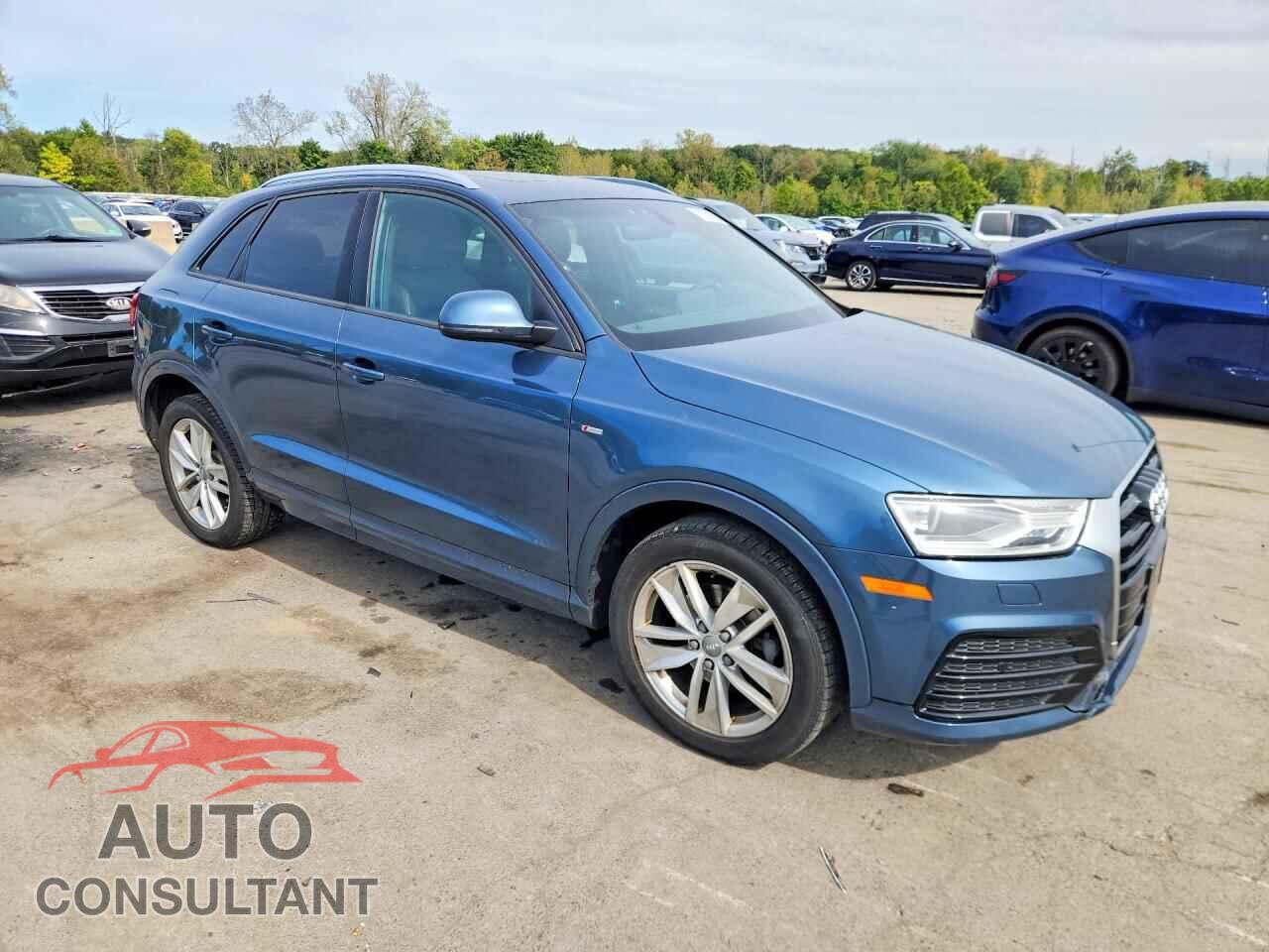 AUDI Q3 PREMIUM 2018 - WA1ECCFS7JR007672