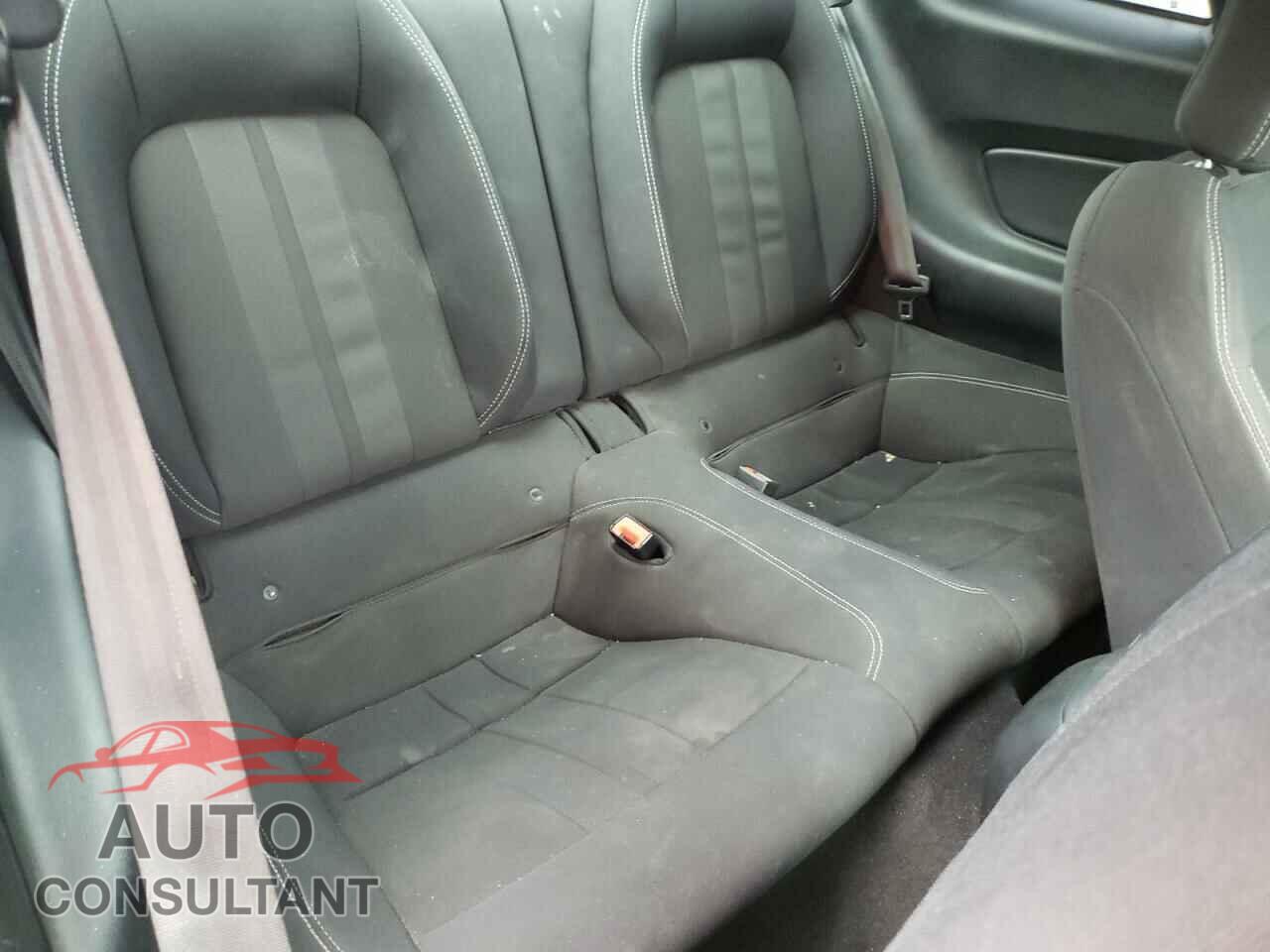 FORD MUSTANG 2020 - 1FA6P8CF2L5124420