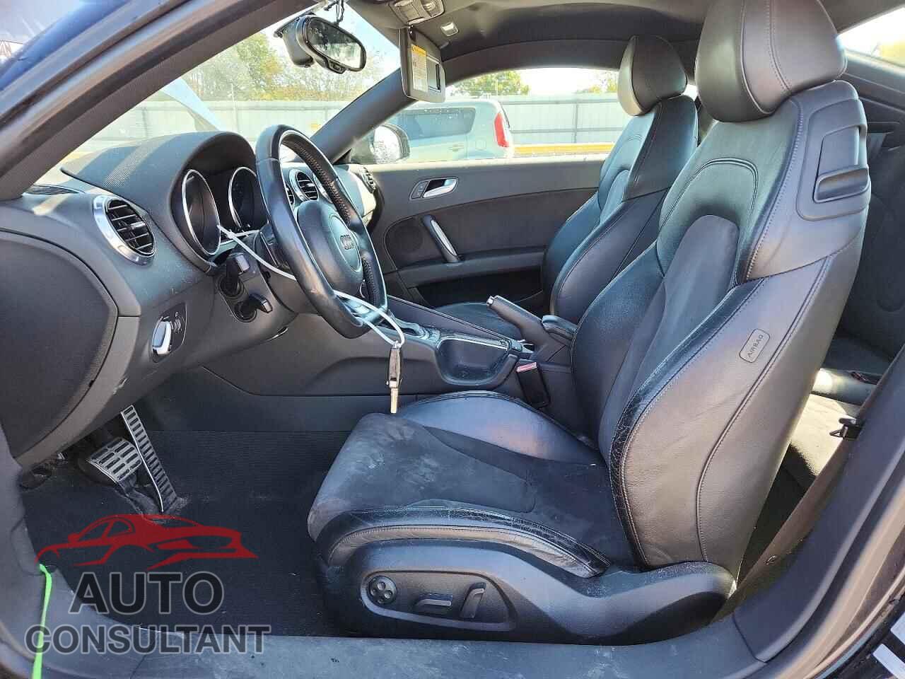 AUDI TT 2013 - TRUBFAFK6D1006087