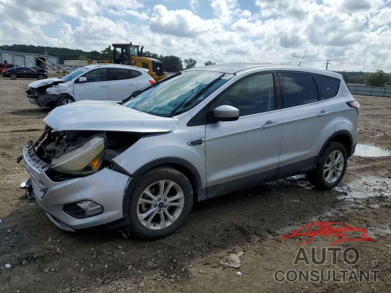 FORD ESCAPE 2017 - 1FMCU0GD9HUE85801