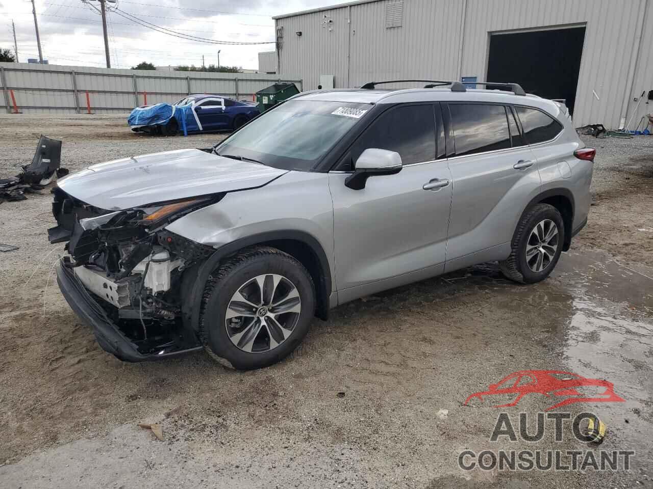 TOYOTA HIGHLANDER 2022 - 5TDGZRBH2NS186348