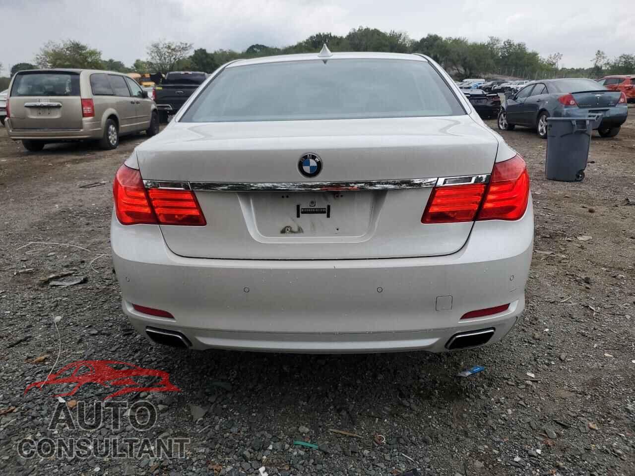 BMW 7 SERIES 2011 - WBAKB4C55BC574125