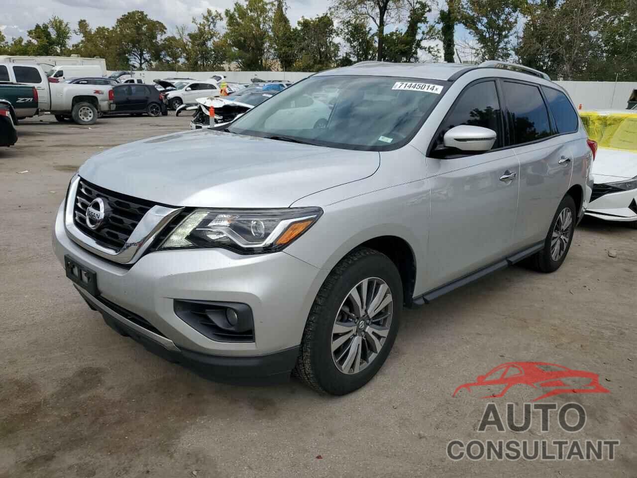 NISSAN PATHFINDER 2018 - 5N1DR2MM1JC654419