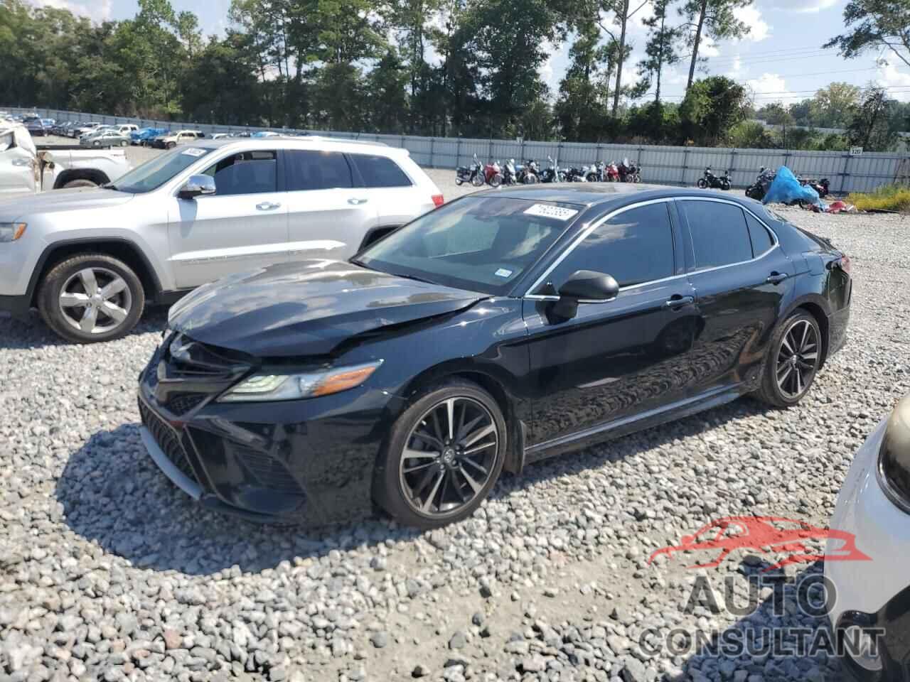 TOYOTA CAMRY 2018 - 4T1B61HK7JU013739