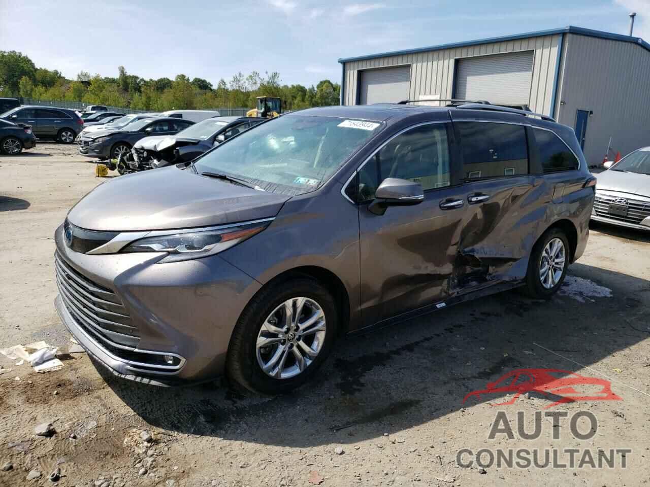 TOYOTA SIENNA 2022 - 5TDESKFC9NS050624