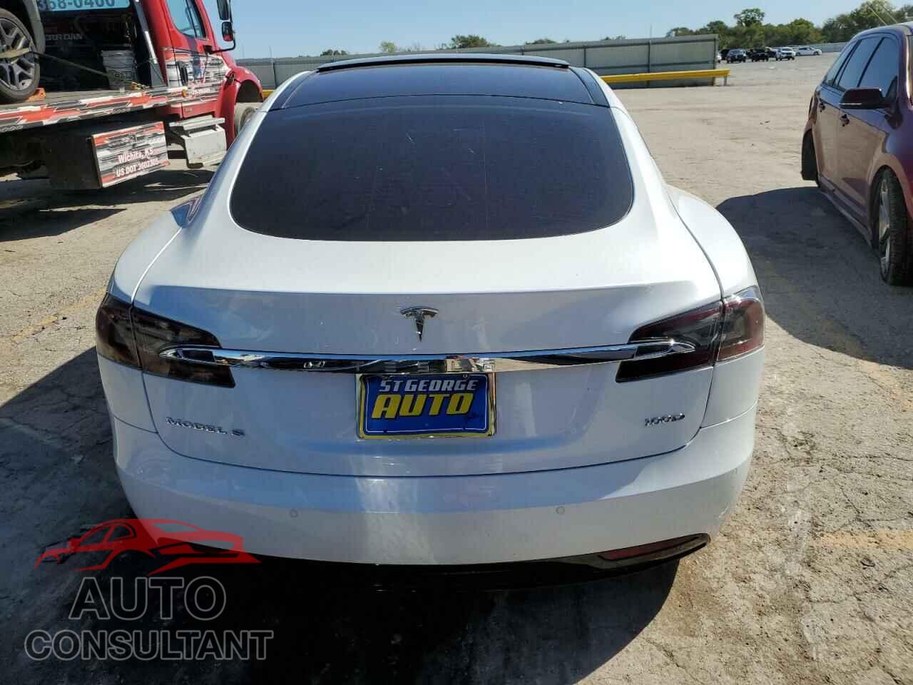 TESLA MODEL S 2018 - 5YJSA1E24JF247563