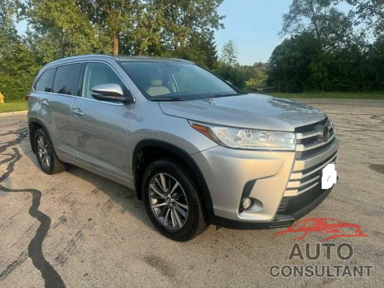 TOYOTA HIGHLANDER 2018 - 5TDJZRFHXJS533578