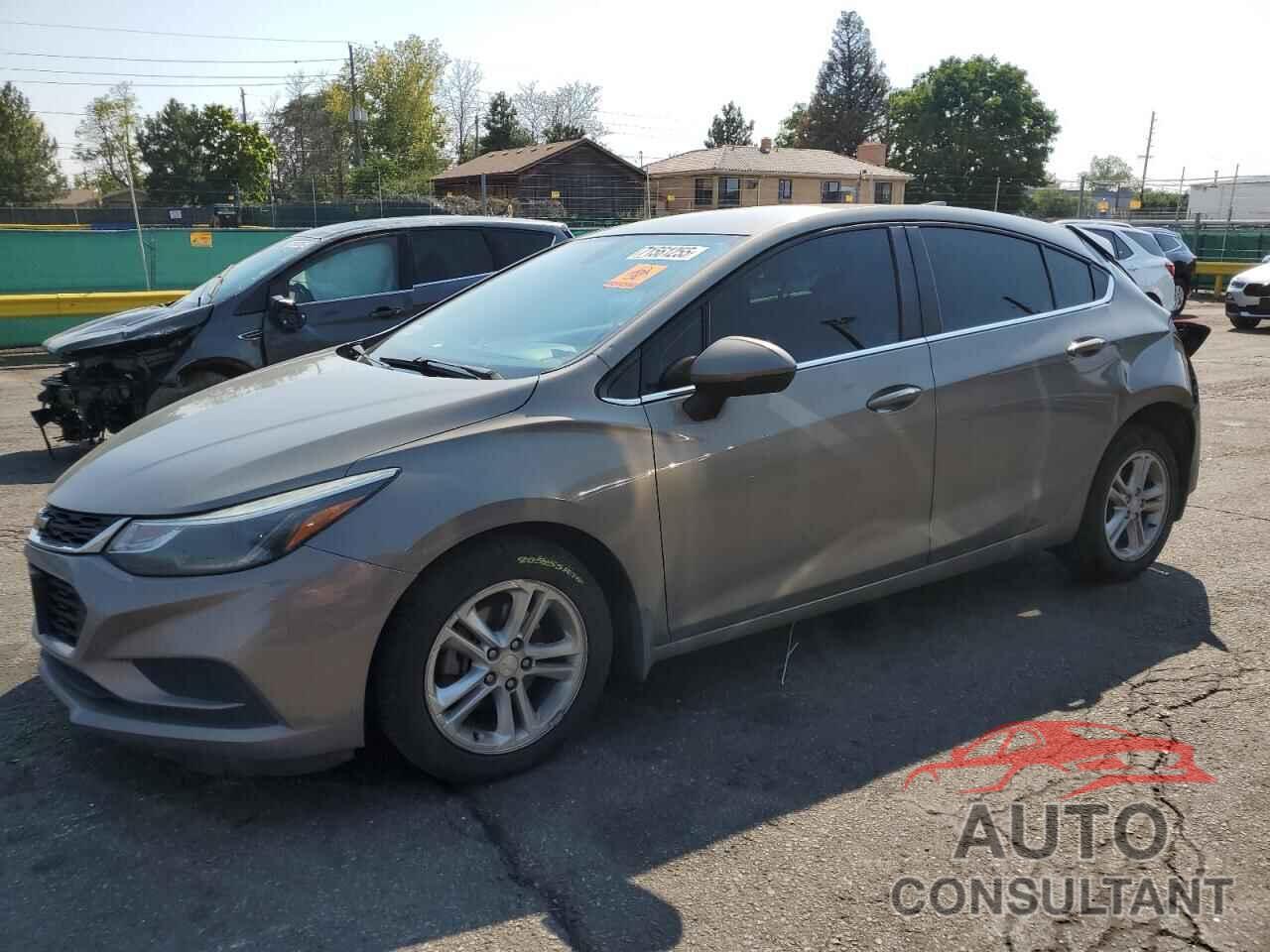 CHEVROLET CRUZE 2018 - 3G1BE6SM1JS570234