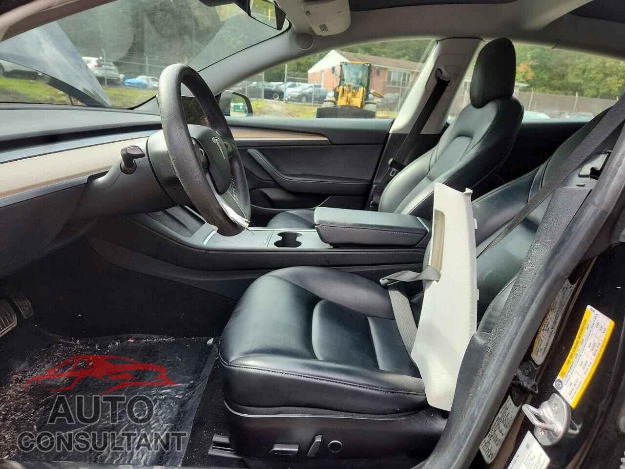 TESLA MODEL 3 2021 - 5YJ3E1EA3MF028467