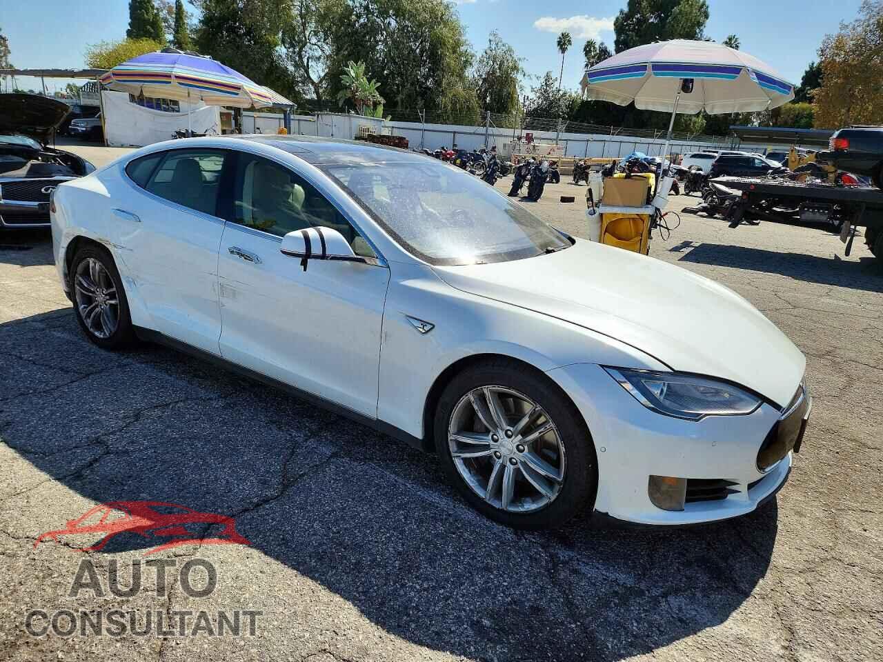 TESLA MODEL S 2015 - 5YJSA1S20FF085264
