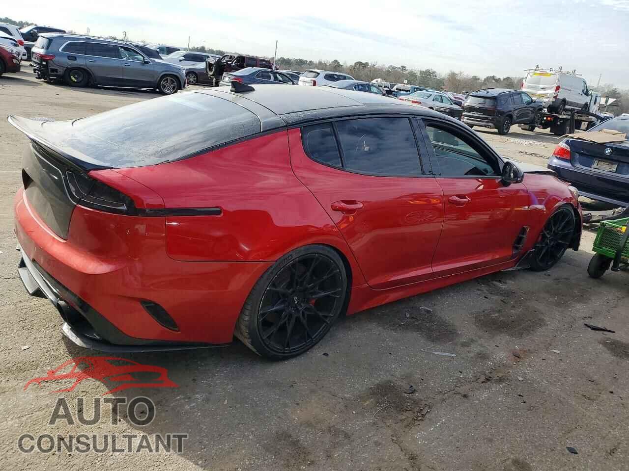 KIA STINGER 2018 - KNAE55LC4J6019351