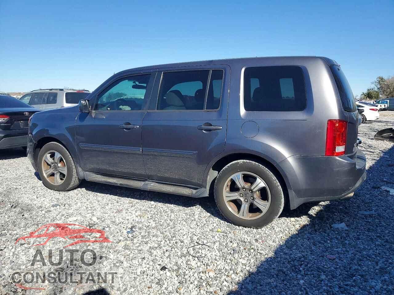 HONDA PILOT 2015 - 5FNYF3H30FB005114