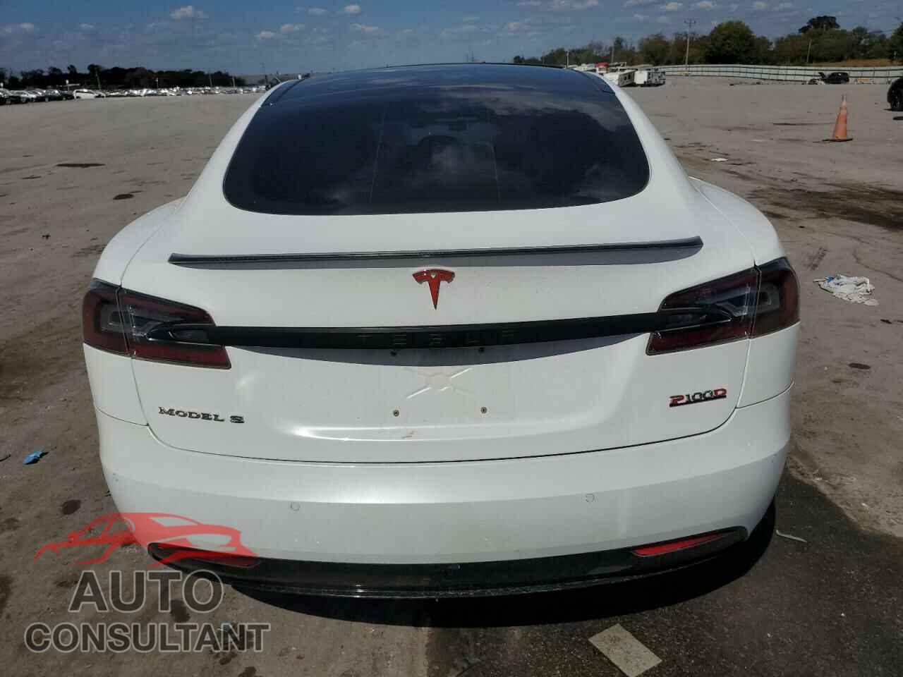 TESLA MODEL S 2016 - 5YJSA1E42GF161906