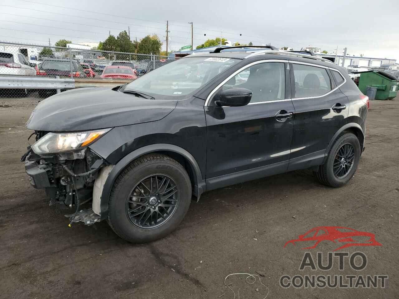 NISSAN ROGUE 2018 - JN1BJ1CRXJW601052